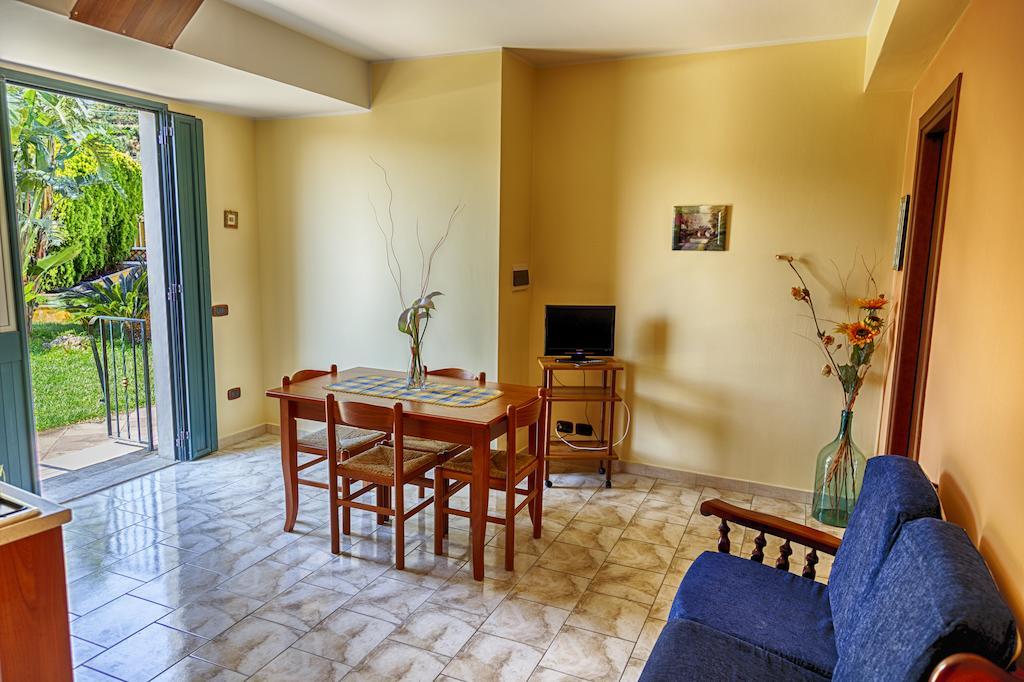 Casa Vacanze Alcantara Gaggi Rom bilde