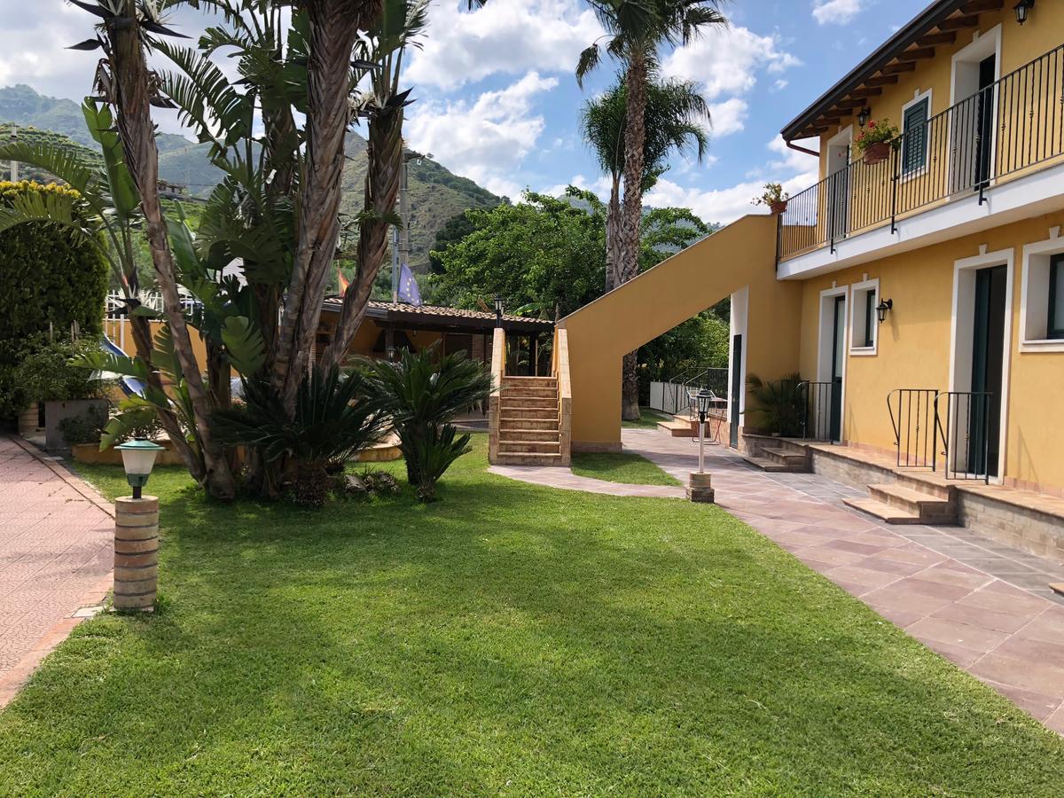 Casa Vacanze Alcantara Gaggi Eksteriør bilde