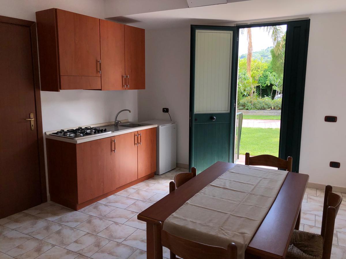 Casa Vacanze Alcantara Gaggi Eksteriør bilde