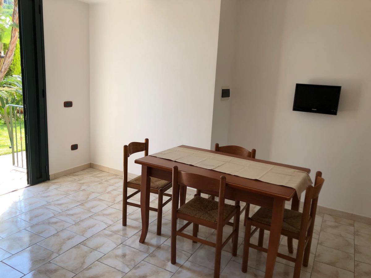 Casa Vacanze Alcantara Gaggi Eksteriør bilde